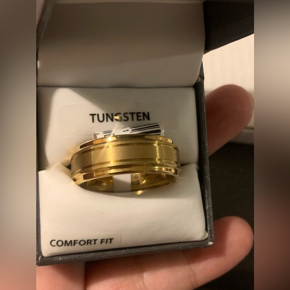 Men’s Wedding Band